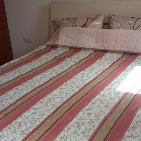 Seawalker Trible Bedroom Apartment Larnaca