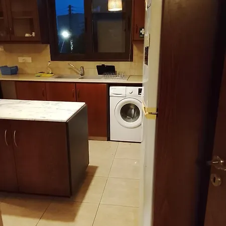 Seawalker Trible Bedroom * Larnaca